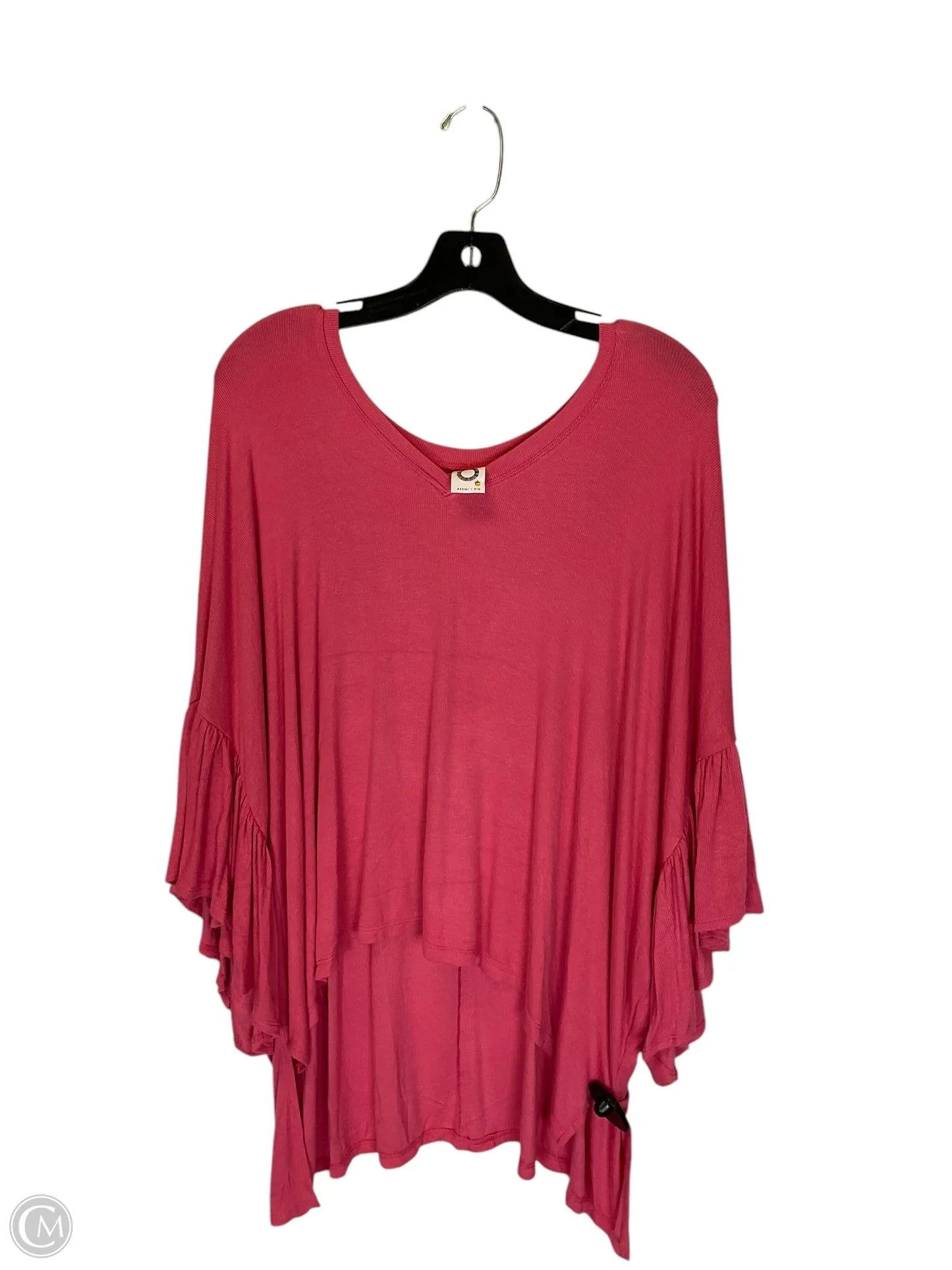 Top Short Sleeve By Akemi And Kin In Pink, Size: S