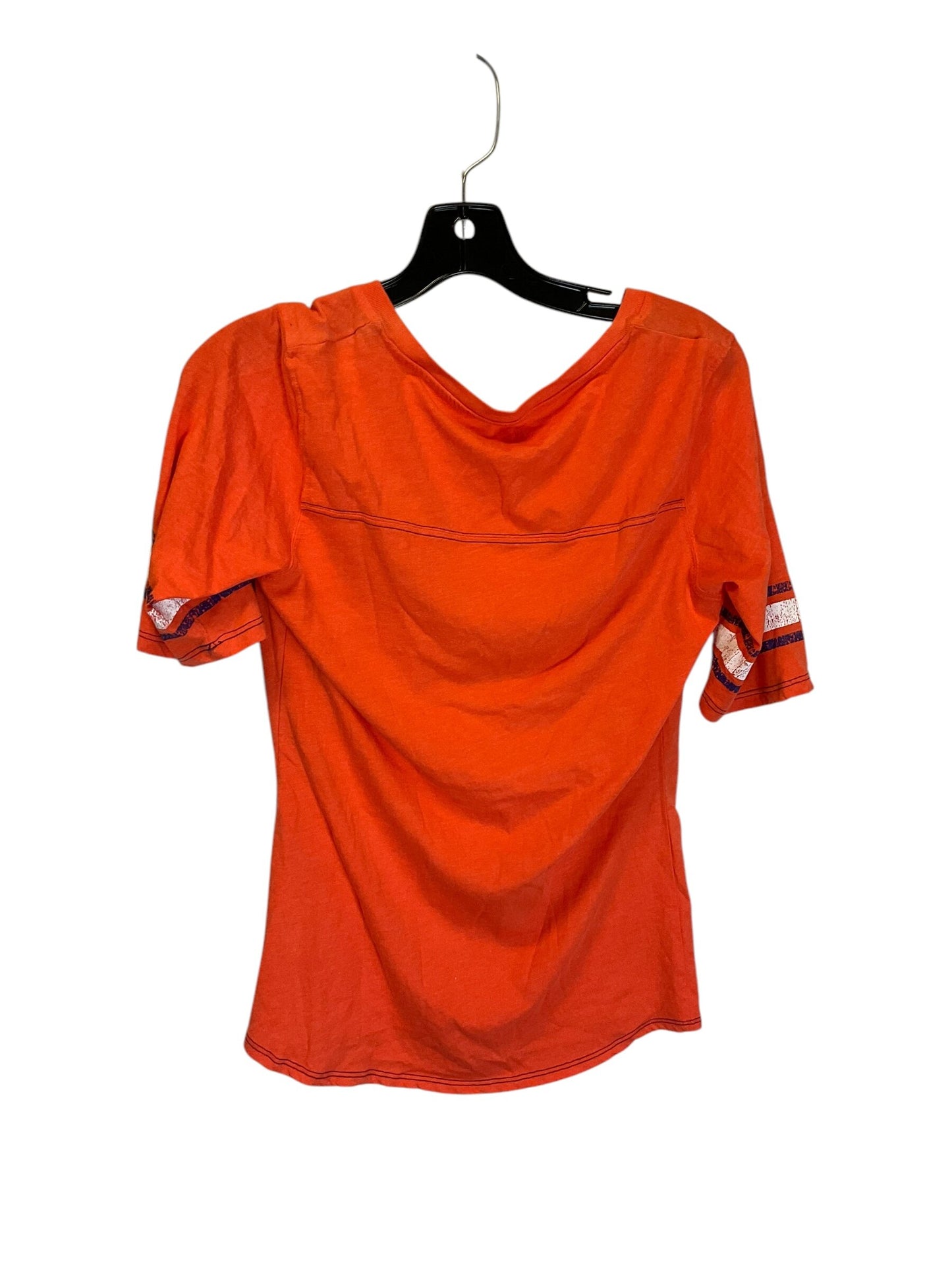 Top Short Sleeve By Clothes Mentor Size: M