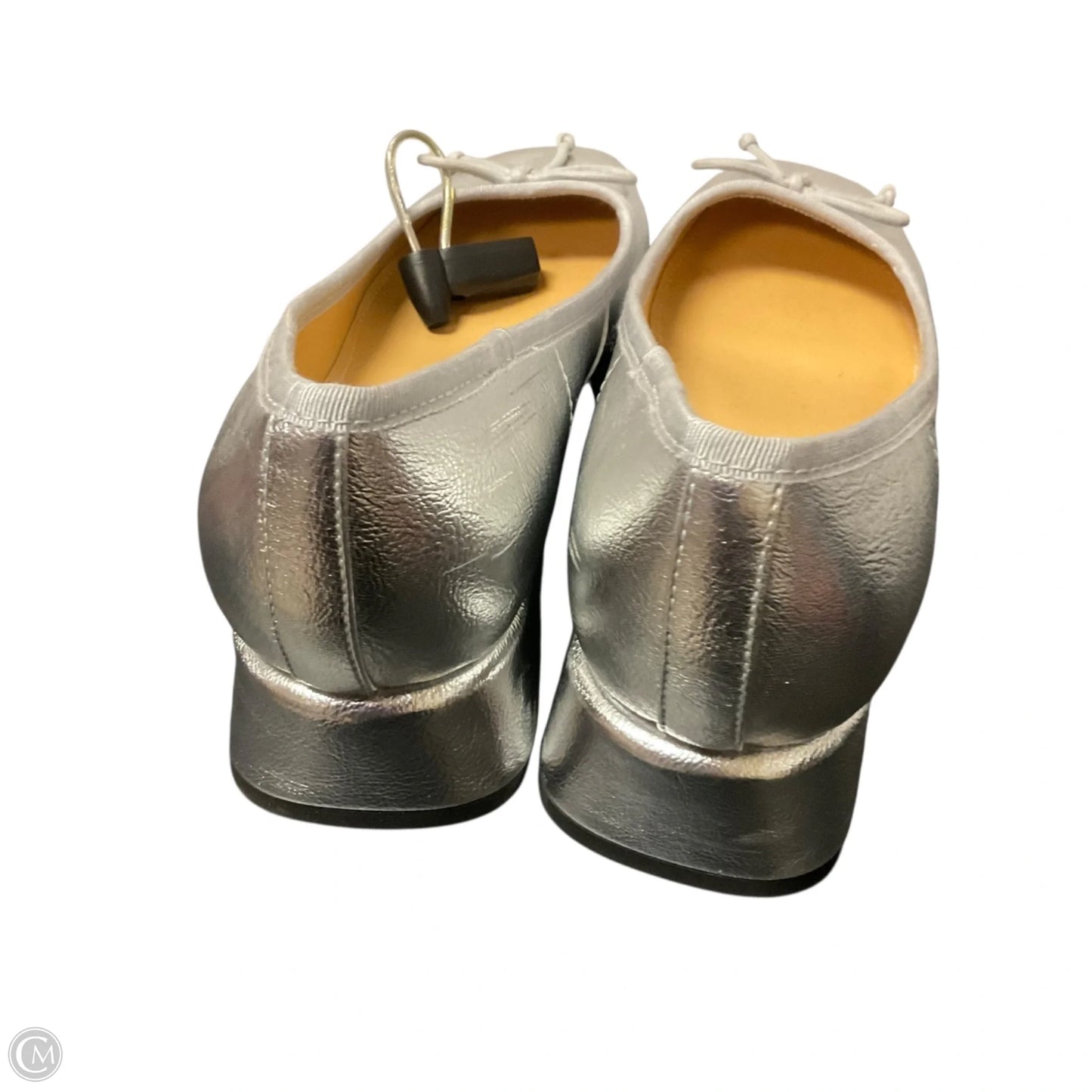 Shoes Flats By Nine West In Silver, Size: 8.5