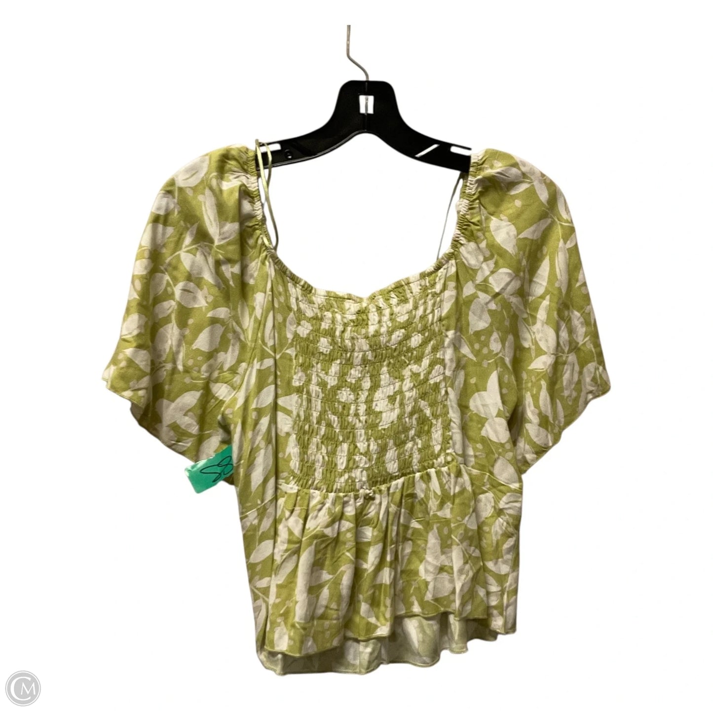 Top Short Sleeve By Urban Romantics In Green & White, Size: M