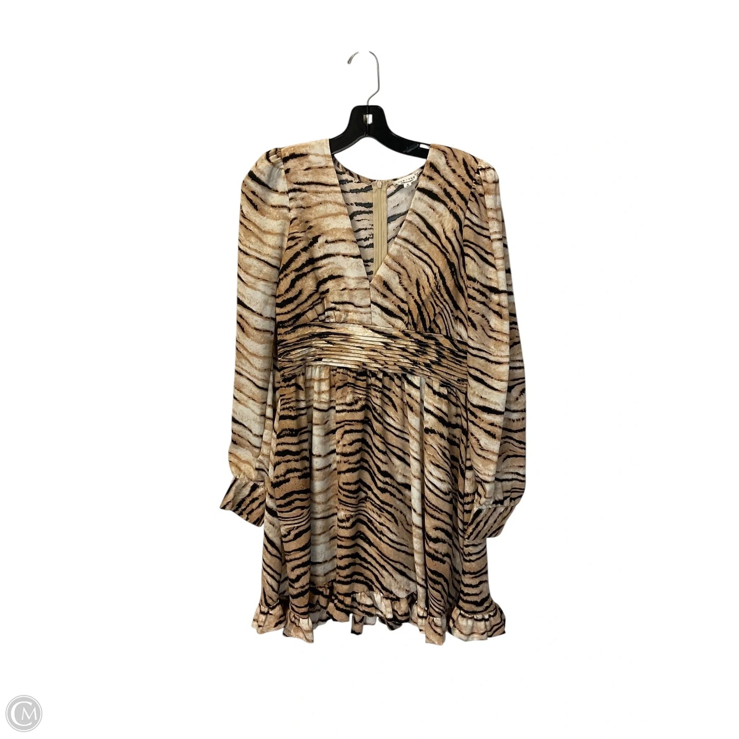 Dress Casual Short By Clothes Mentor In Tan, Size: M