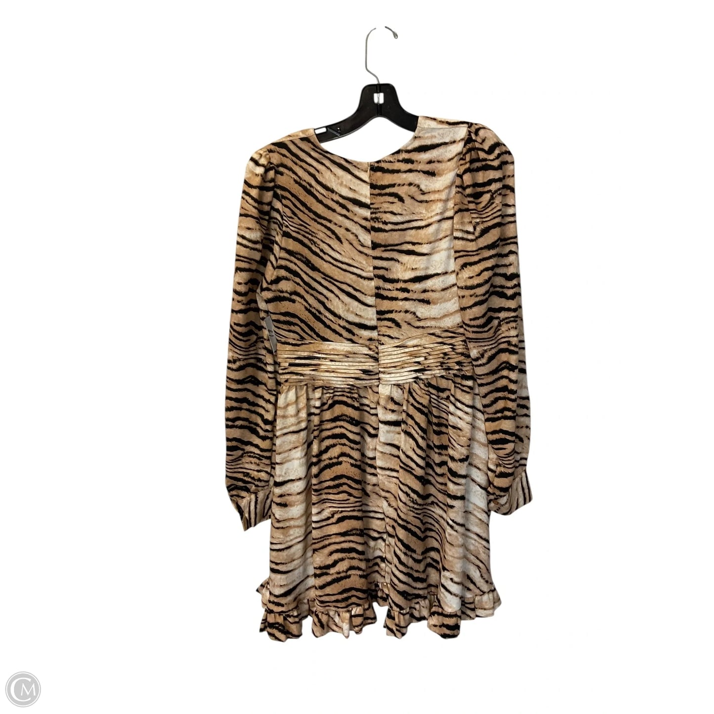 Dress Casual Short By Clothes Mentor In Tan, Size: M
