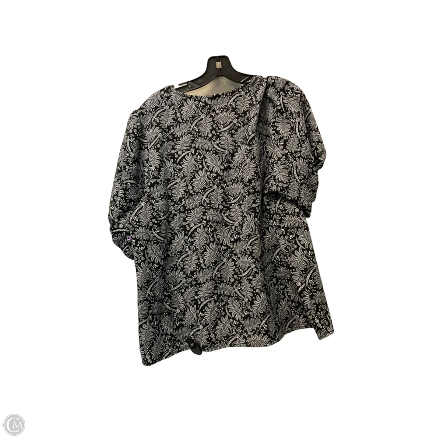 Top Short Sleeve By Bobeau In Black, Size: 1x
