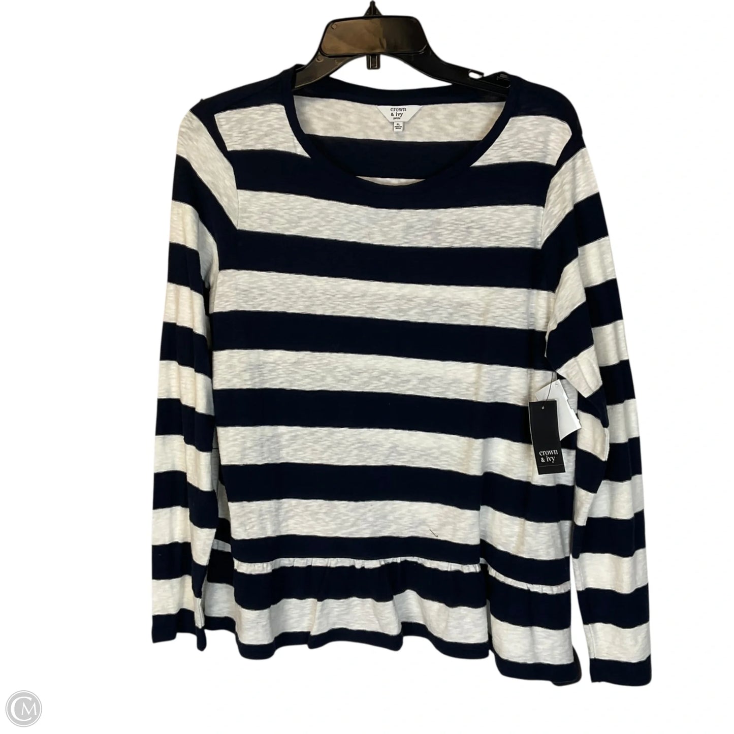 Top Long Sleeve By Crown And Ivy In Striped Pattern, Size: L