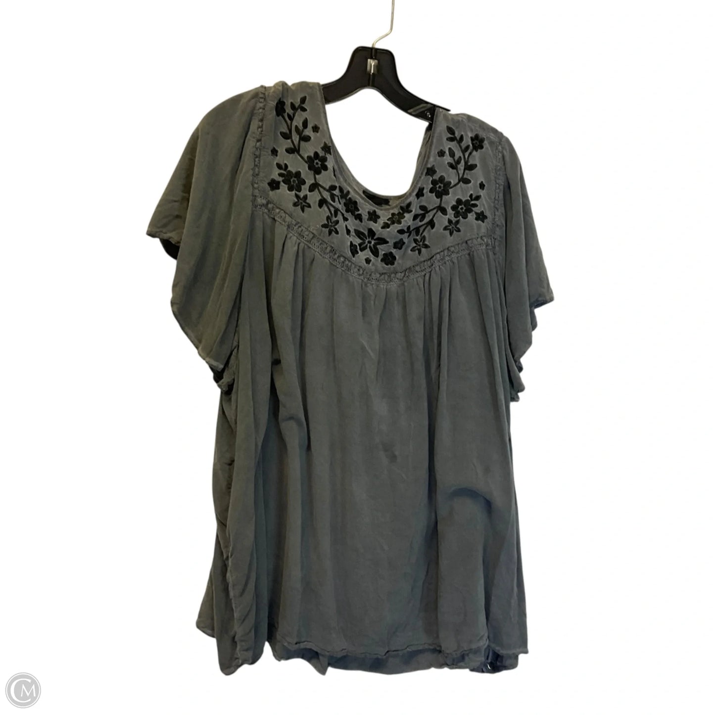 Top Short Sleeve By Torrid In Grey, Size: 5