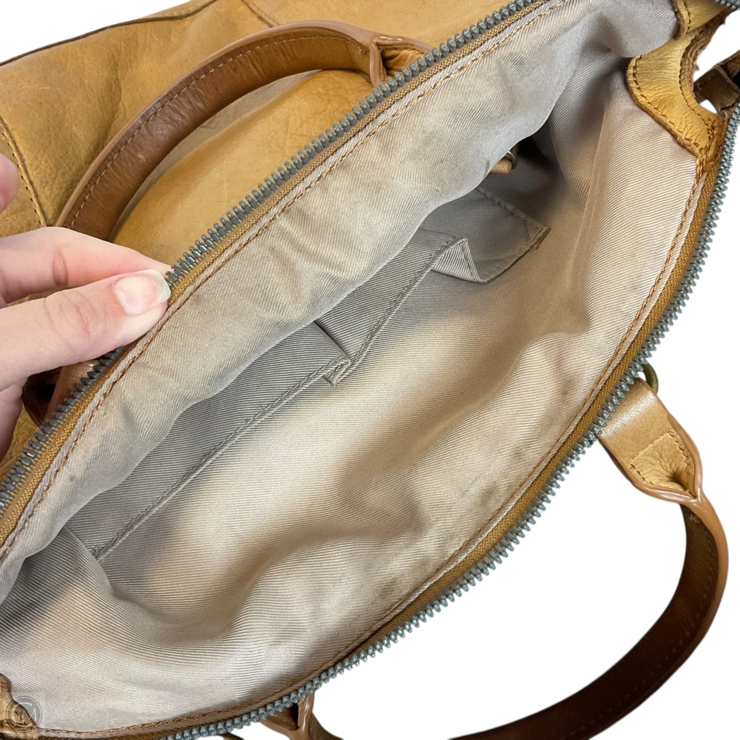 Crossbody Leather By Cmc, Size: Medium