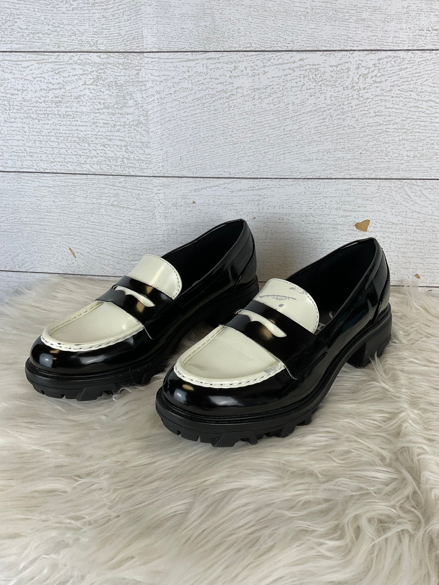 Shoes Flats Loafer Oxford By Unisa  Size: 8.5