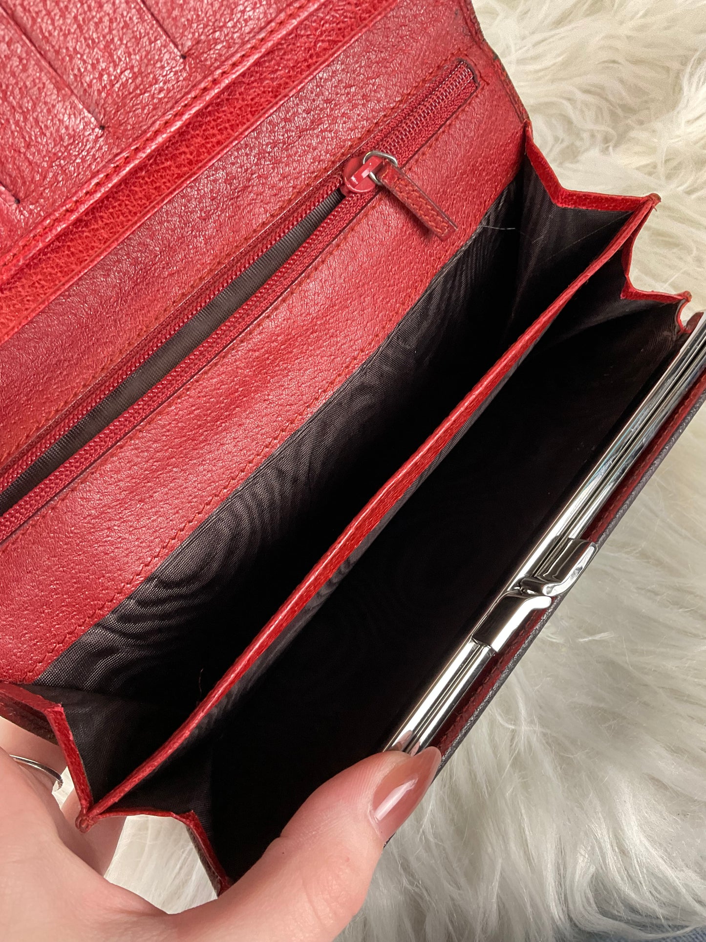 Wallet Luxury Designer By Gucci Size: Medium