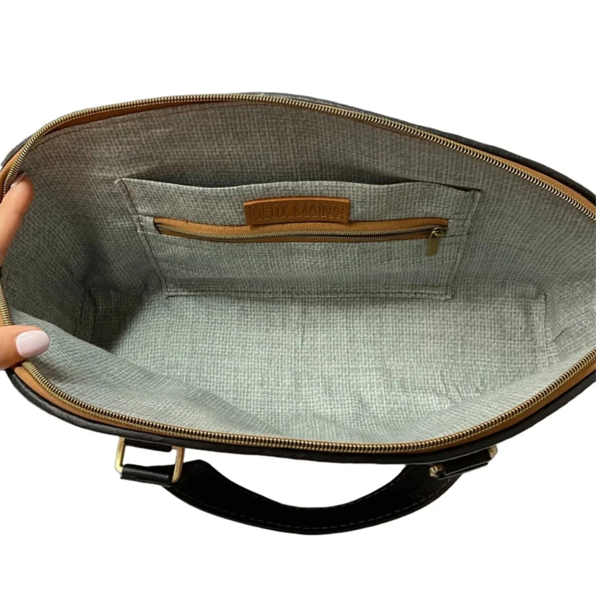 Handbag Leather By Cmc, Size: Medium
