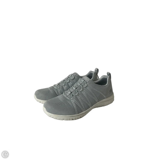 Shoes Flats By Skechers In Grey, Size: 7