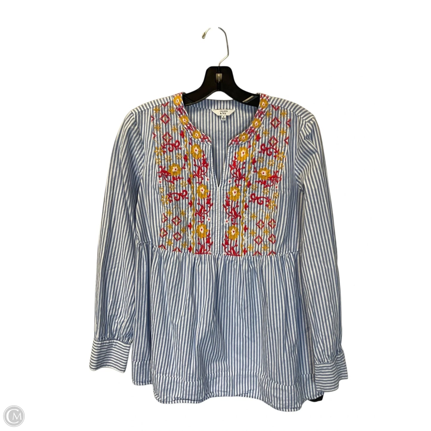 Top Long Sleeve By Crown And Ivy In Striped Pattern, Size: M