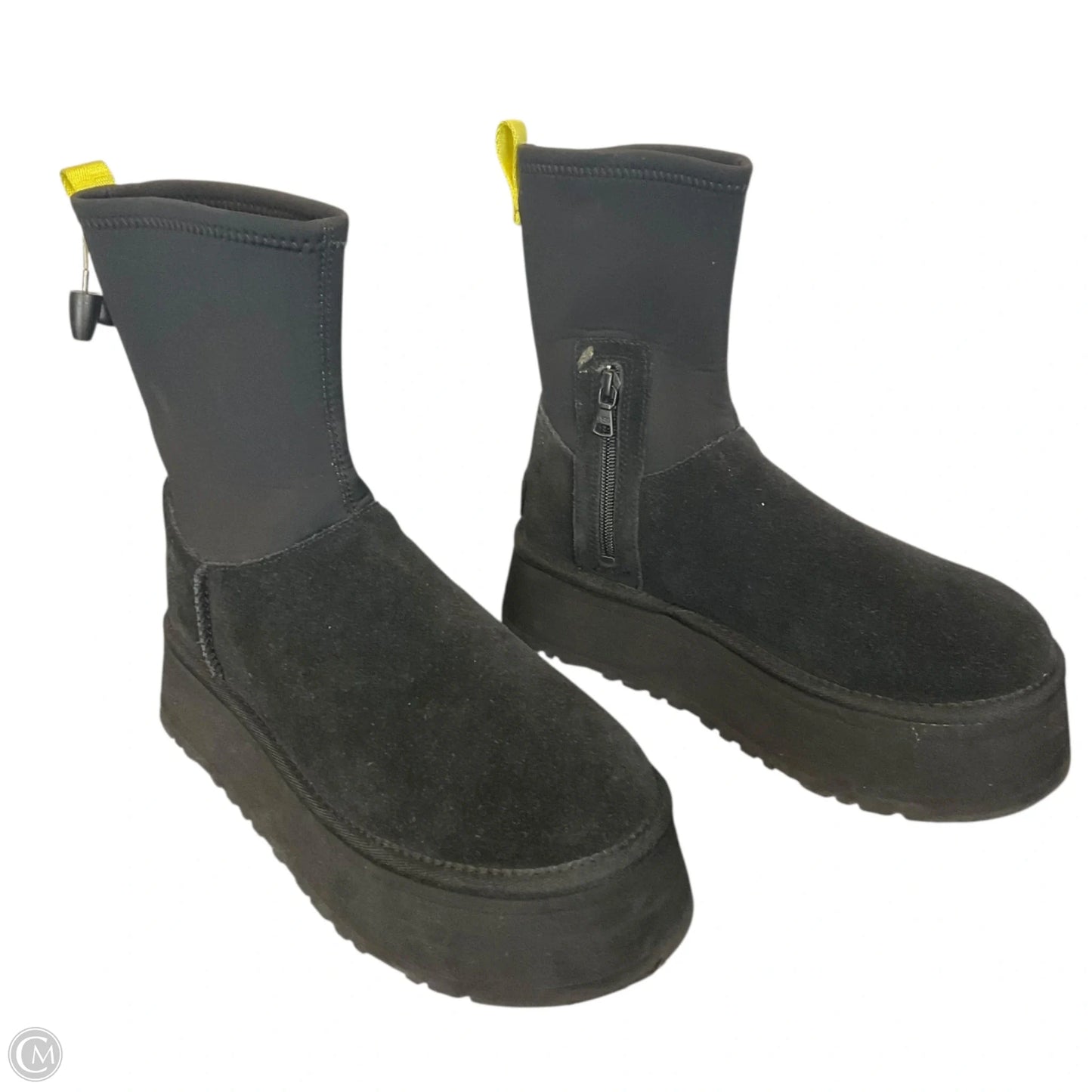 Boots Designer By Ugg In Black, Size: 8