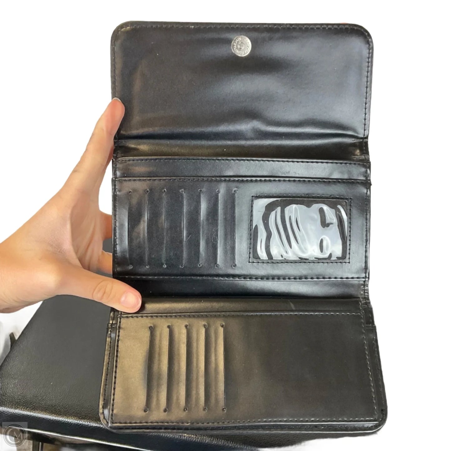 Wallet By Clothes Mentor, Size: Medium