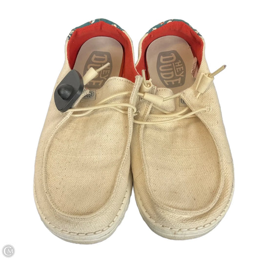 Shoes Flats By Hey Dude In Cream, Size: 8