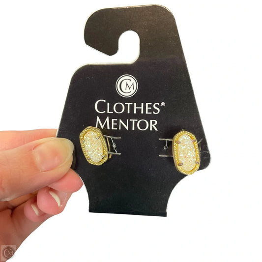 Earrings Stud By Cma