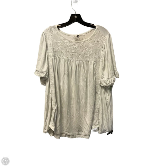 Top Short Sleeve By Cupio In White, Size: 1x