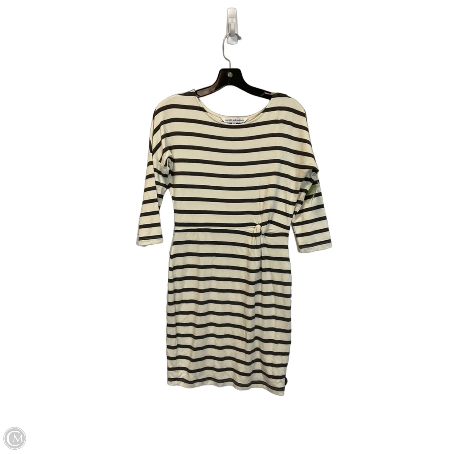 Dress Casual Short By Cupcakes And Cashmere In Striped Pattern, Size: Xs