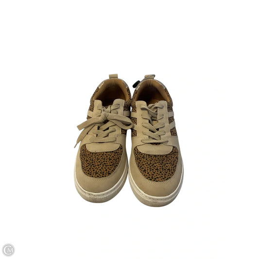 Shoes Sneakers By Lane Bryant In Animal Print, Size: 10