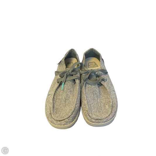 Shoes Flats By Hey Dude In Grey, Size: 9