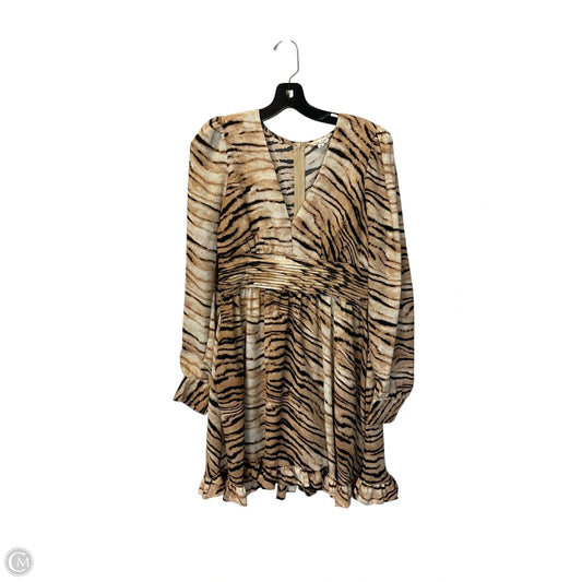 Dress Casual Short By Clothes Mentor In Tan, Size: M