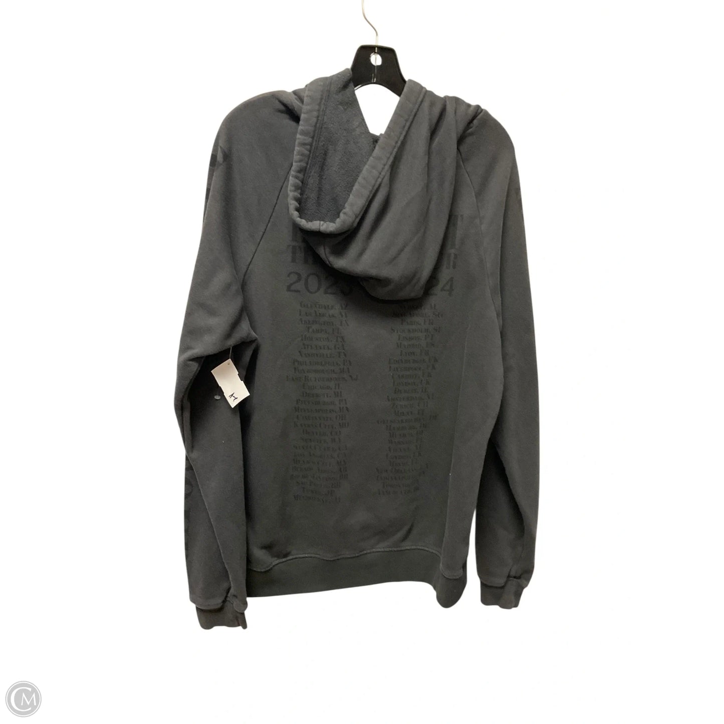 Sweatshirt Hoodie By Clothes Mentor In Grey, Size: S