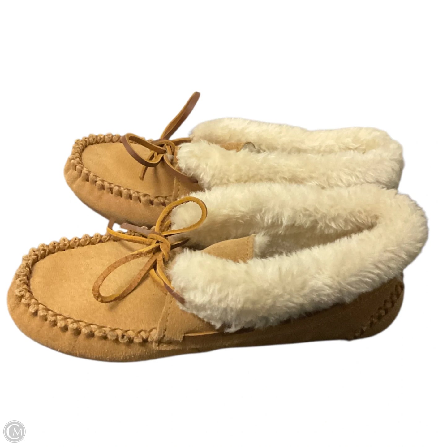 Shoes Flats By Minnetonka In Tan, Size: 6