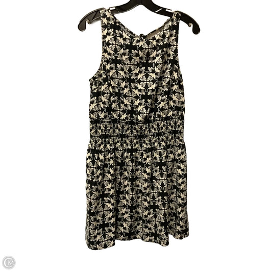 Dress Casual Short By Universal Thread In Black & Cream, Size: M