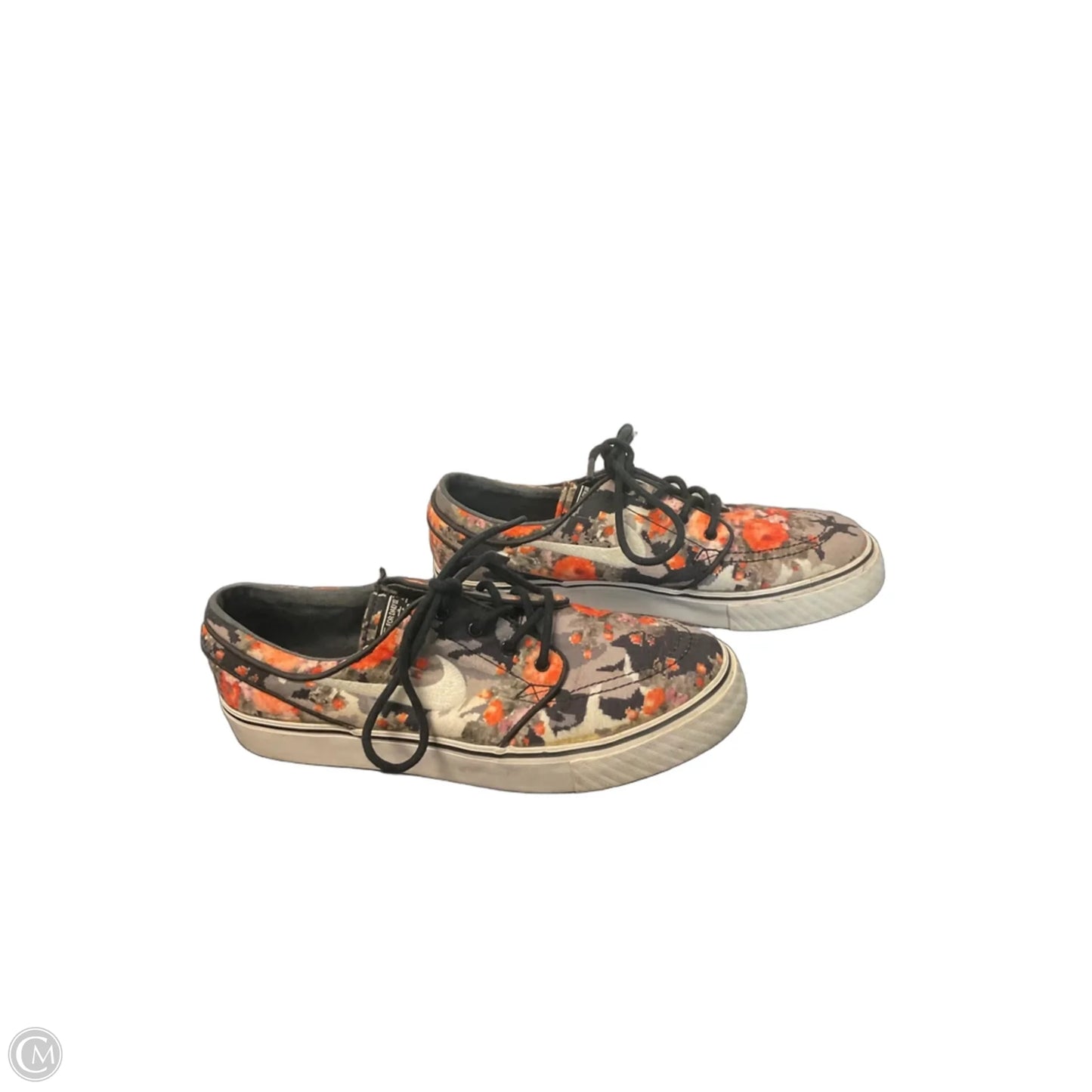 Shoes Sneakers By Nike In Grey, Size: 6