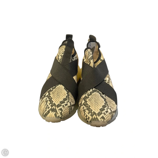 Shoes Sneakers By Steve Madden In Tan, Size: 8
