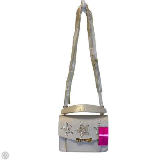 Handbag By Betsey Johnson, Size: Medium