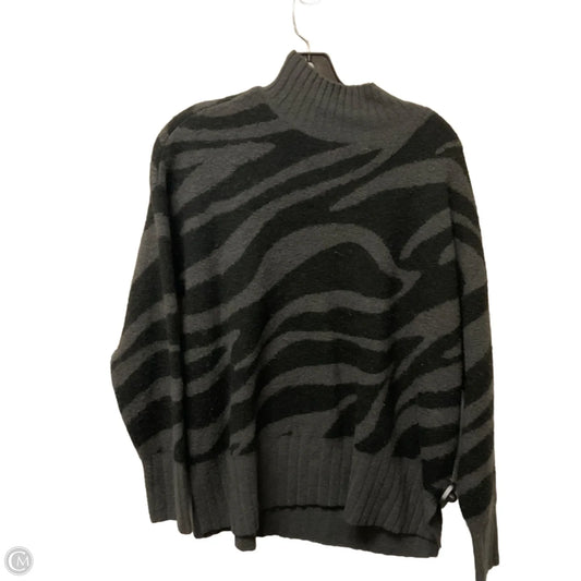 Sweater By Clothes Mentor In Black & Grey, Size: M