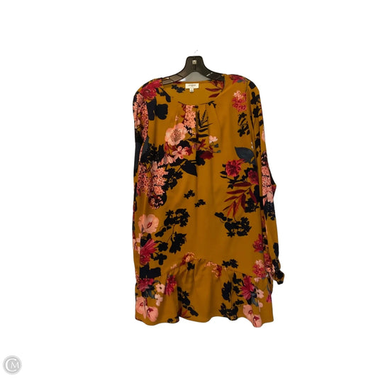 Dress Casual Short By Umgee In Yellow, Size: S