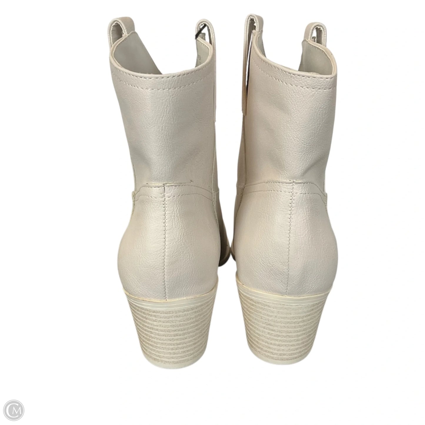 Boots Ankle Flats By Crown And Ivy In White, Size: 10