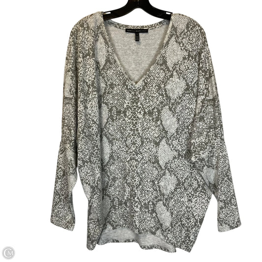 Top Long Sleeve By White House Black Market In Grey, Size: L