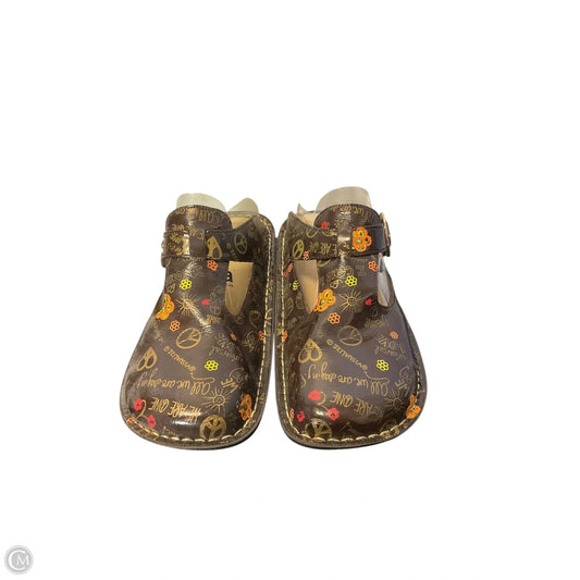 Shoes Heels Wedge By Alegria In Brown, Size: 8.5