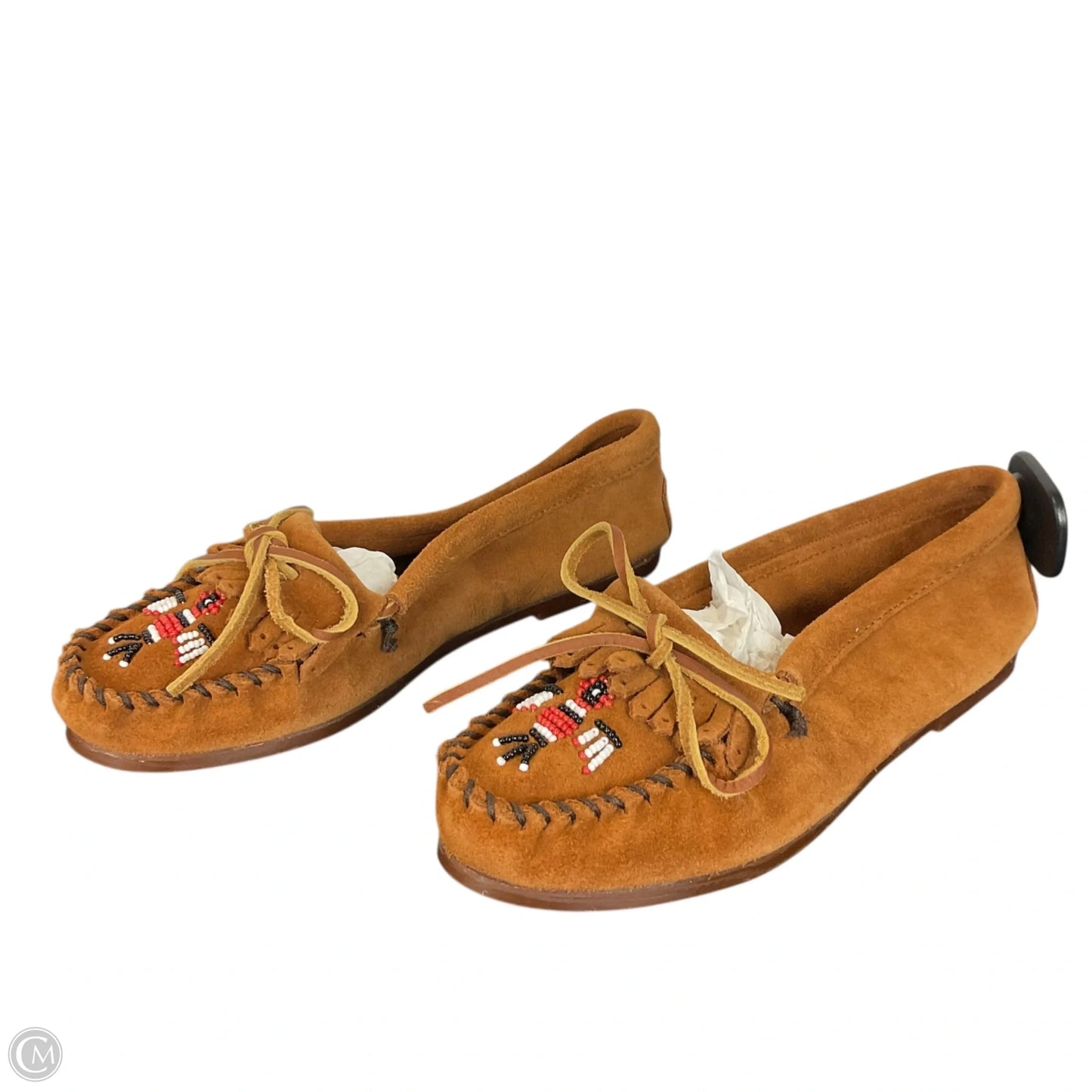 Shoes Flats By Minnetonka In Brown, Size: 7.5