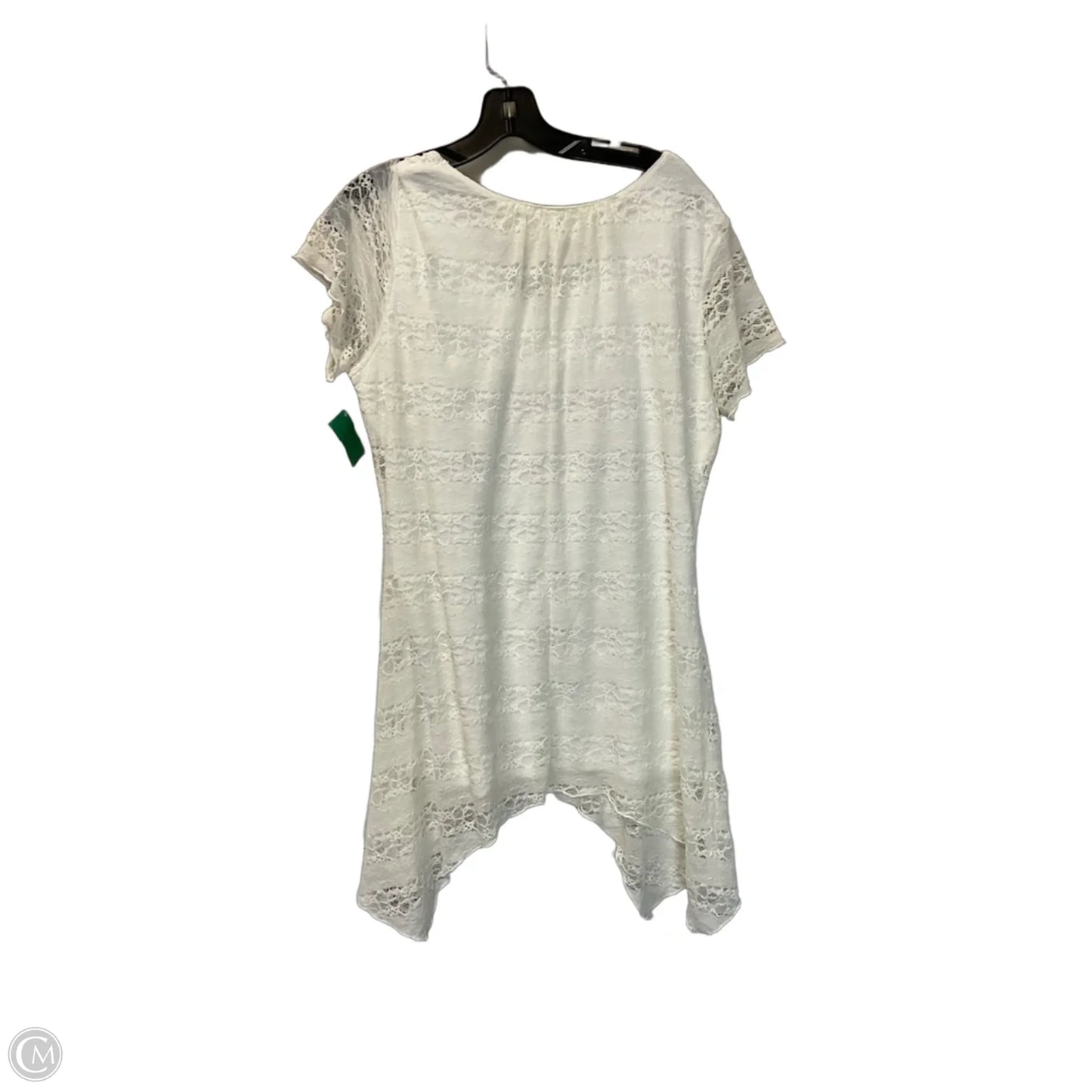 Dress Casual Short By Clothes Mentor In White, Size: L