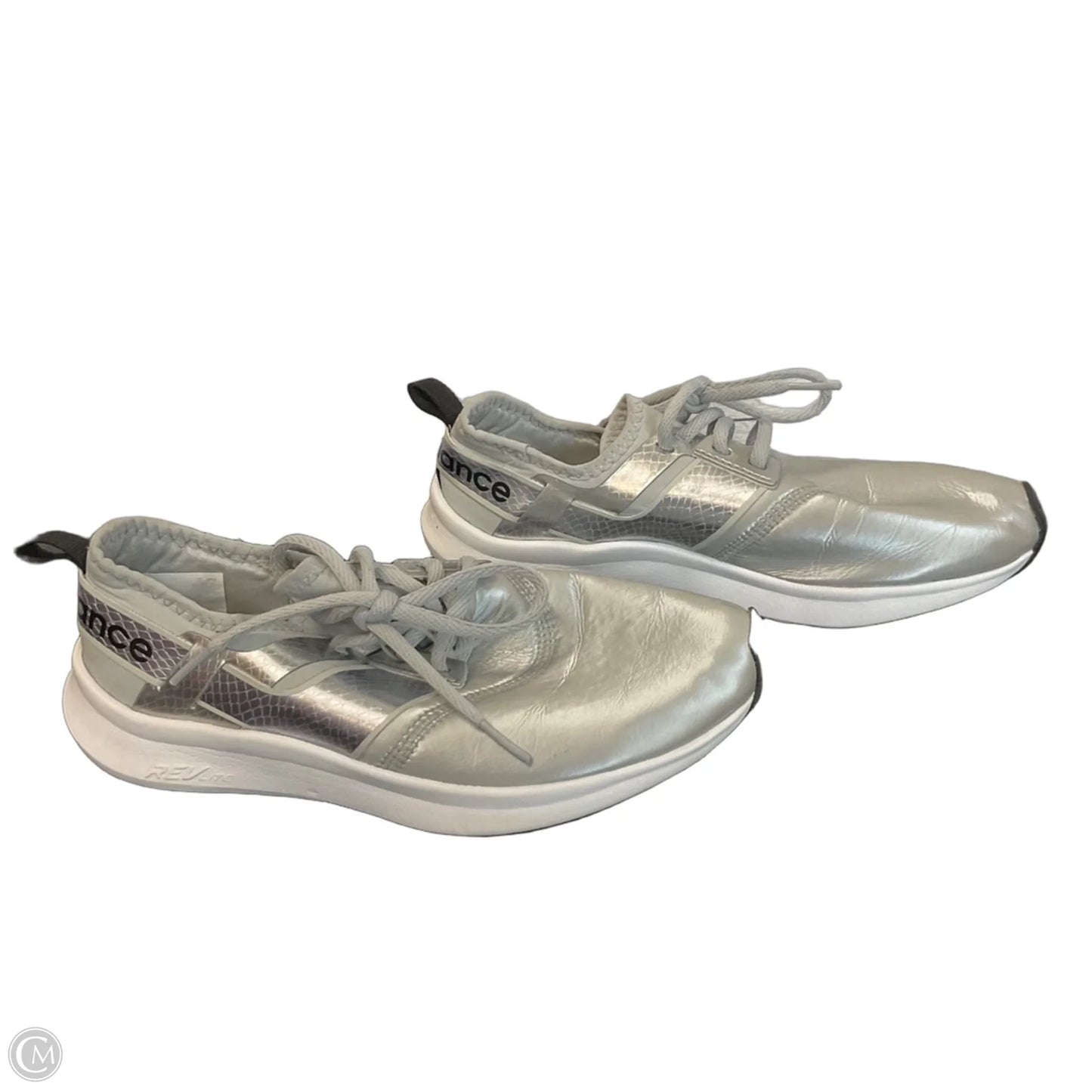 Shoes Sneakers By New Balance In Silver, Size: 6