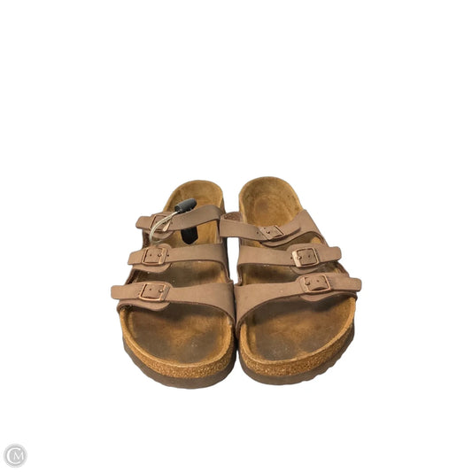 Sandals Flats By Birkenstock In Brown, Size: 8