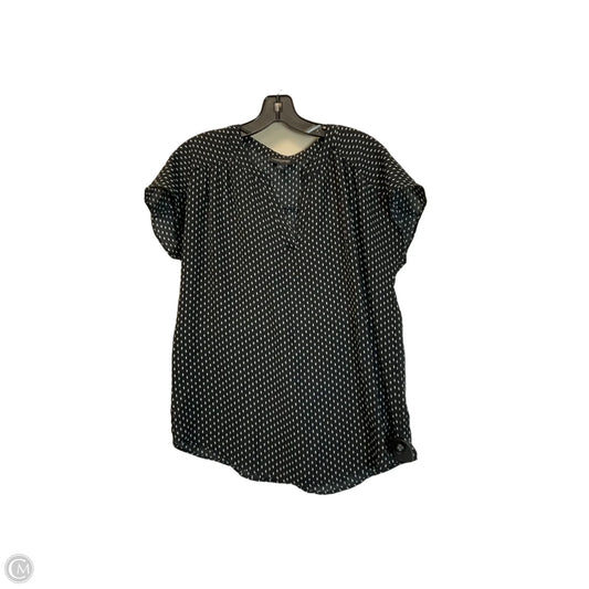Top Short Sleeve By Banana Republic In Polkadot Pattern, Size: M