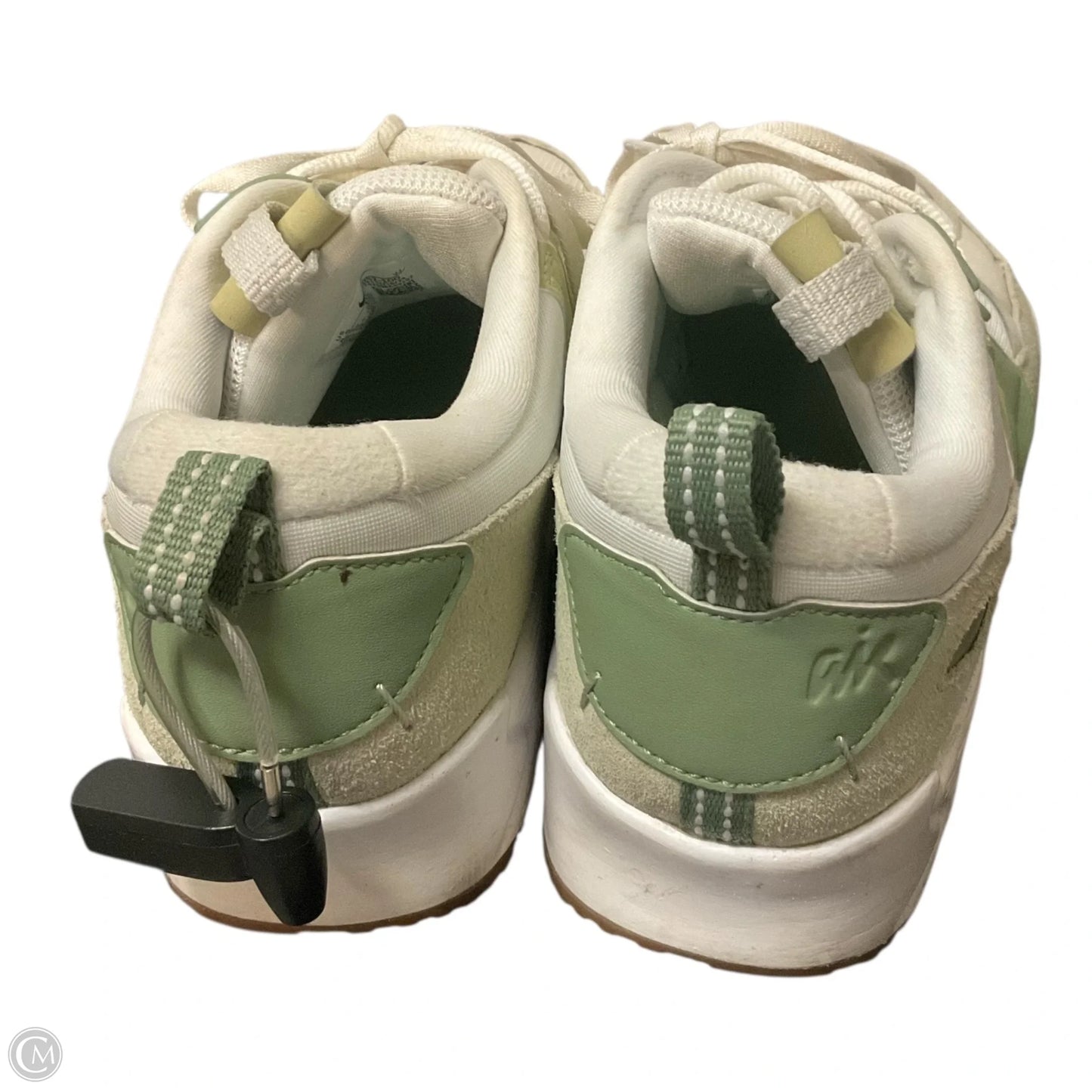 Shoes Sneakers By Nike In Green, Size: 8.5