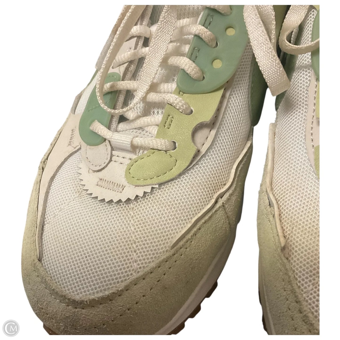 Shoes Sneakers By Nike In Green, Size: 8.5