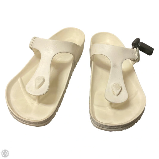 Sandals Flats By Birkenstock In White, Size: 10