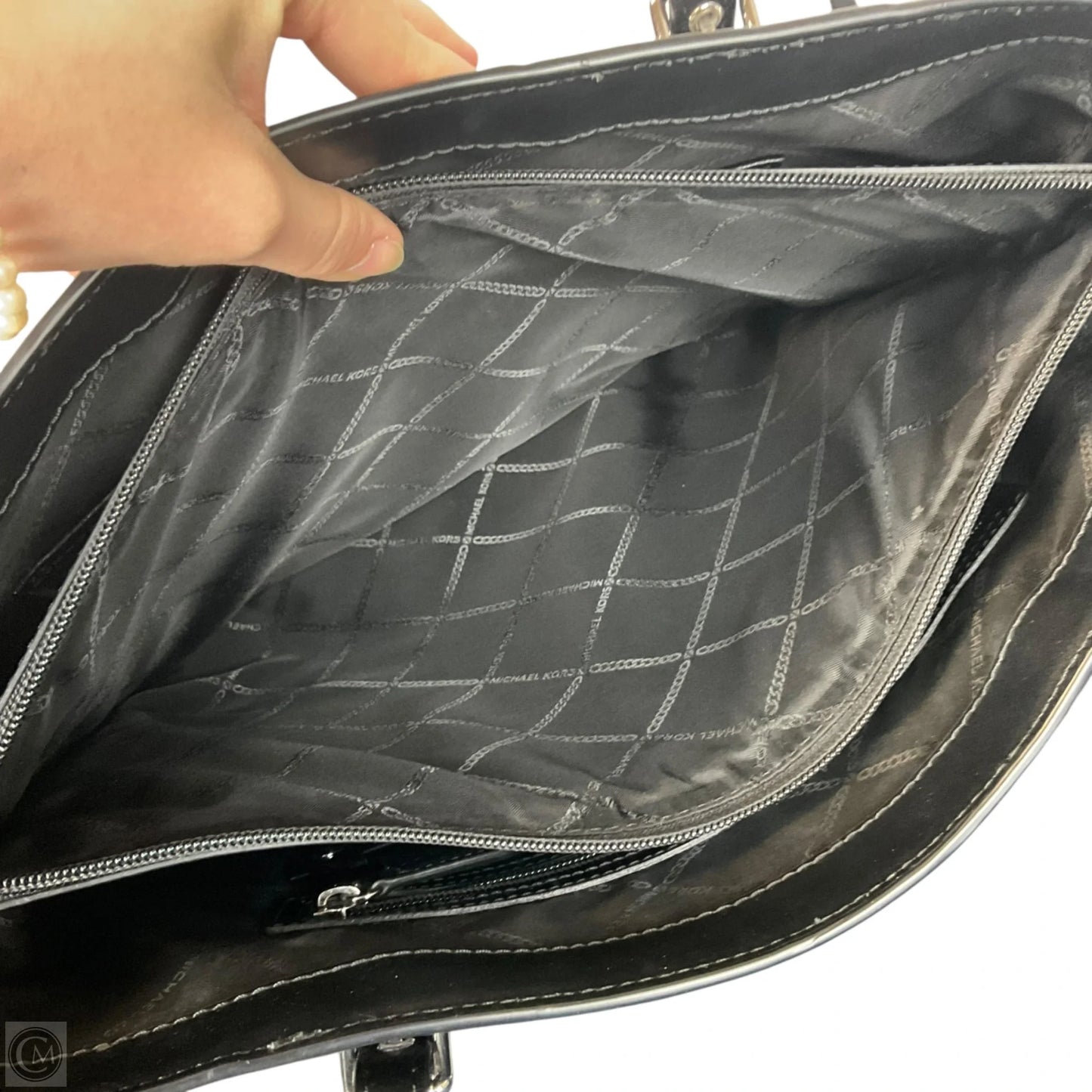 Handbag Designer By Michael Kors, Size: Medium