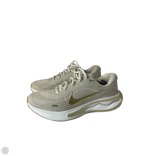 Shoes Athletic By Nike In Grey, Size: 9
