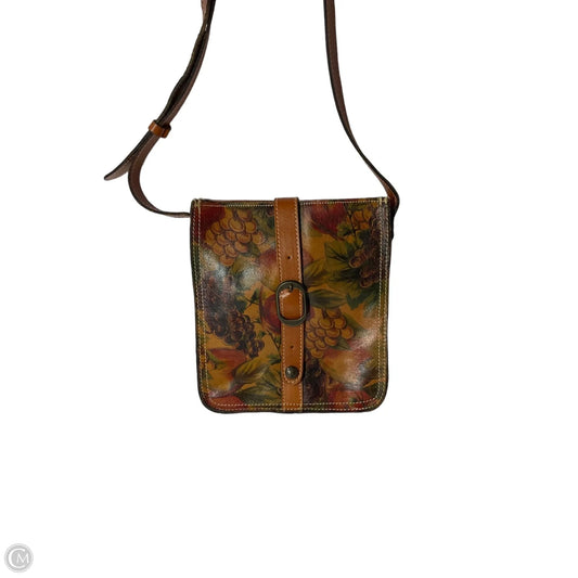 Crossbody Designer By Patricia Nash, Size: Medium