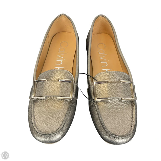 Shoes Flats By Calvin Klein In Silver, Size: 7