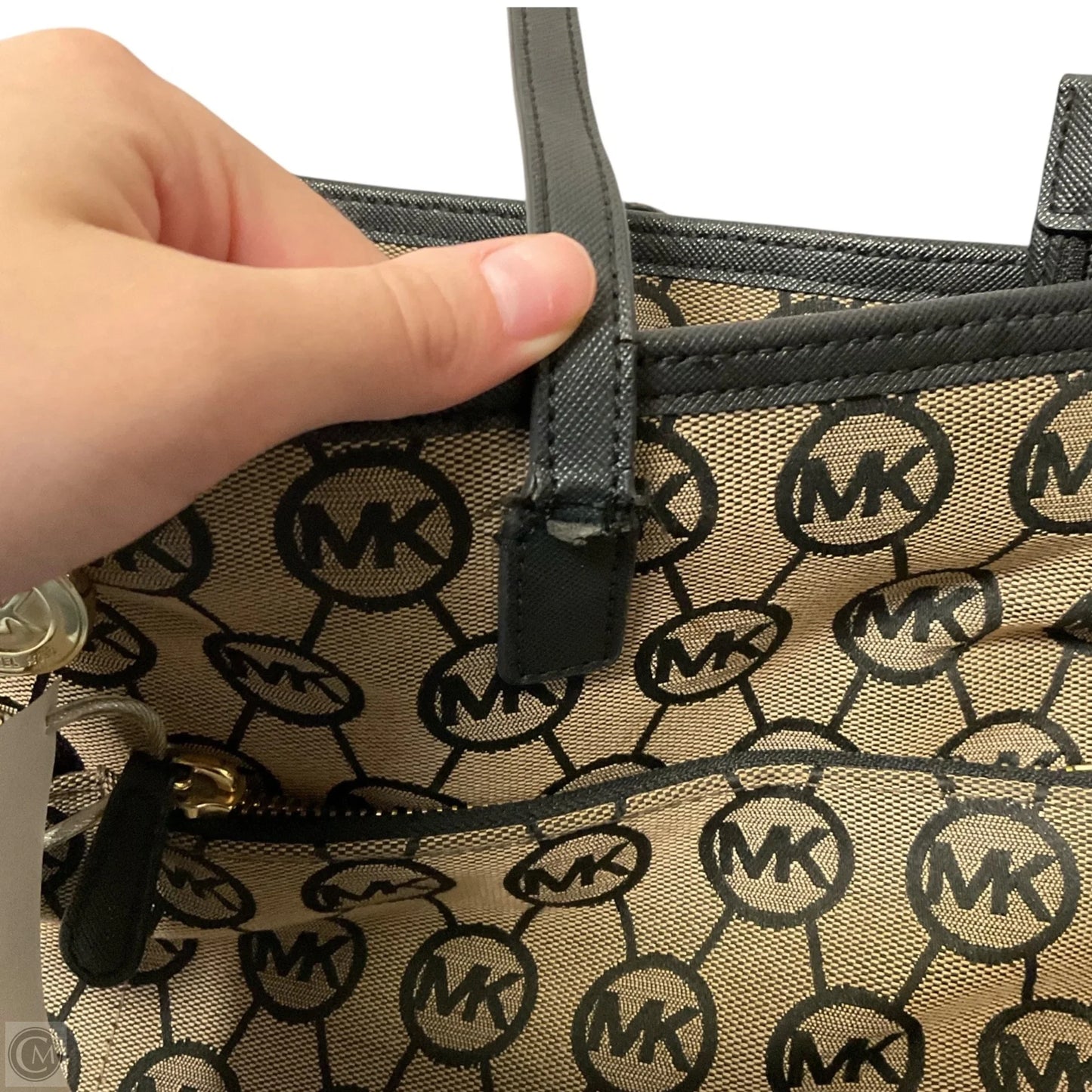 Handbag Designer By Michael Kors, Size: Medium