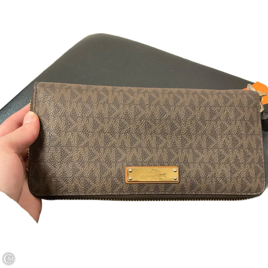 Wristlet Designer By Michael Kors, Size: Medium