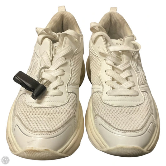 Shoes Designer By Stuart Weitzman In White, Size: 8